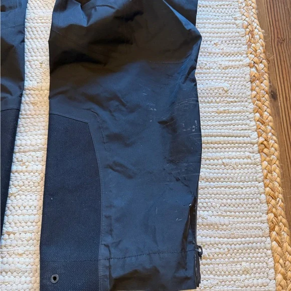 Arc'teryx Men's Gortex Ski Pants - Picture 9 of 11